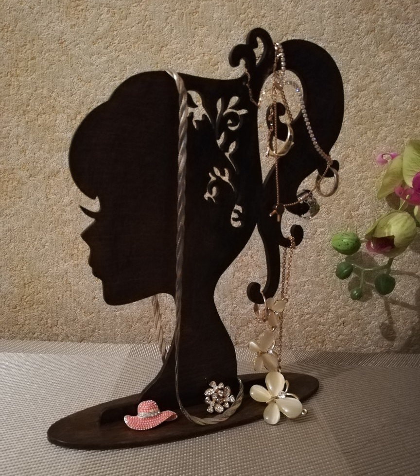 Girls Jewelry Stand