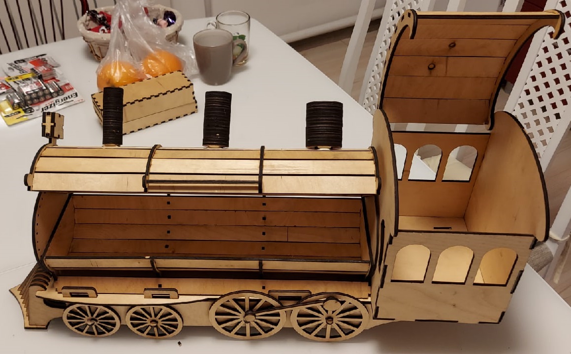 Locomotive Or Train Engine Wine Bottle Holder Gift Box