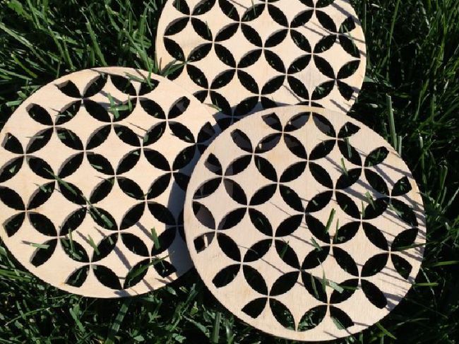 Wooden Trivet Shippo