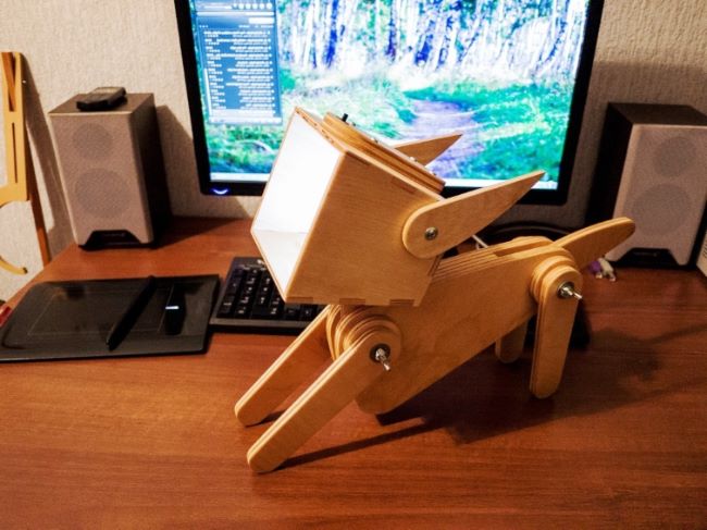 Cute Wooden Dog Design