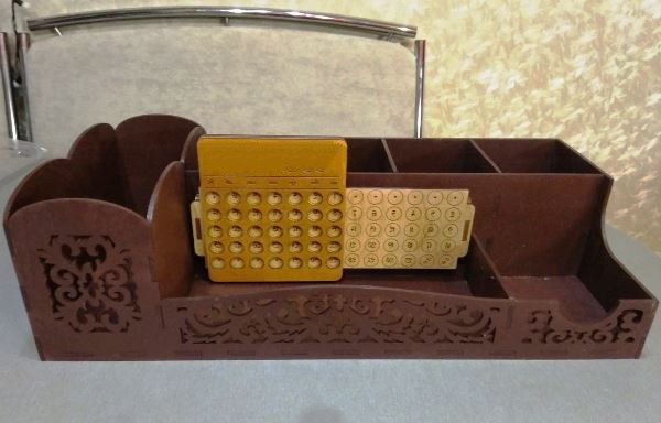 Desk organizer