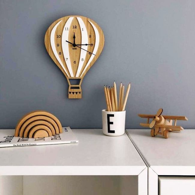 Hot Air Balloon Shape Cartoon Wall Clock Kids Room Decor