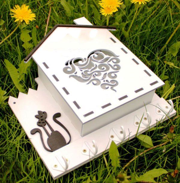 House-shaped gift box