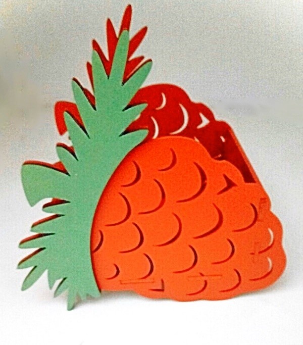 Pineapple pencil holder