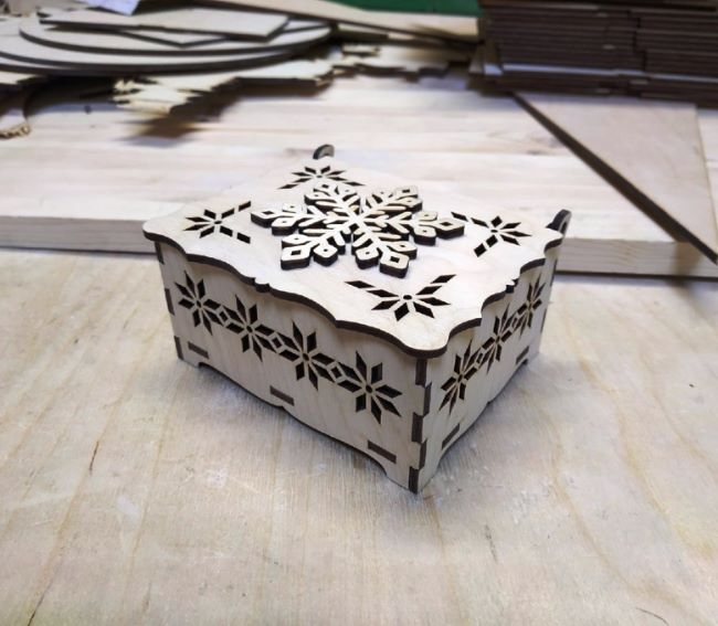 Snowflake Box Template