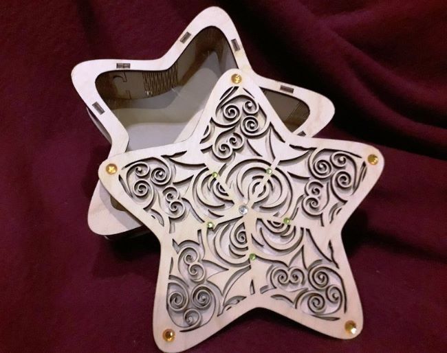 Star Shape Gift Box