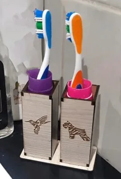 Toothbrush holder