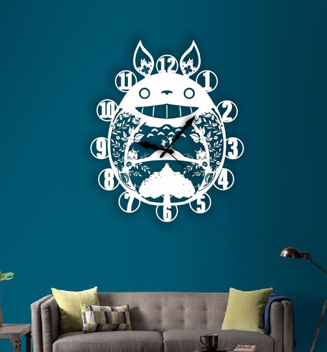 Totoro clock