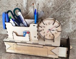 Clock organizer