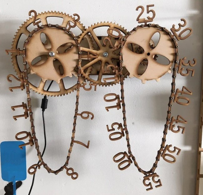 Wooden chain clock