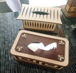 Napkin box