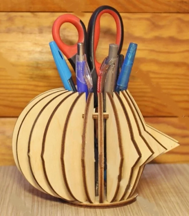 Pen holder