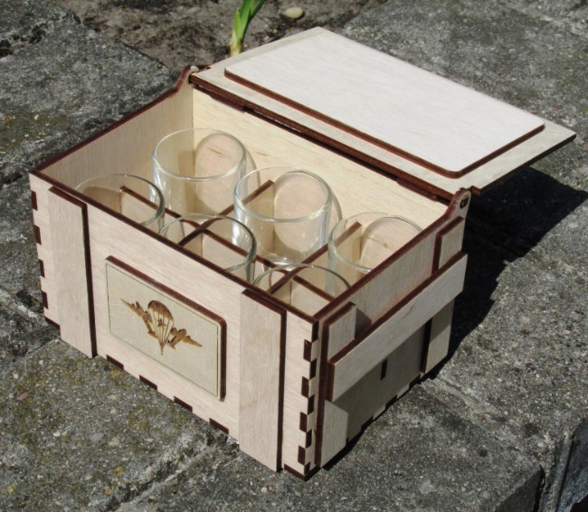 Cup box