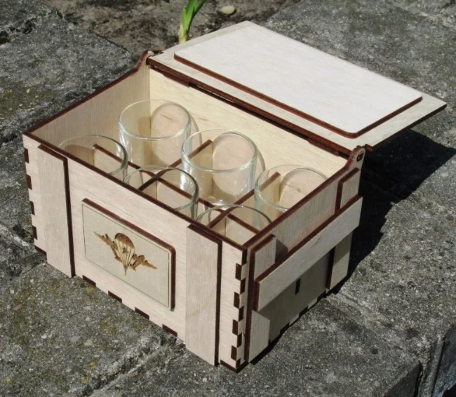 Cup box