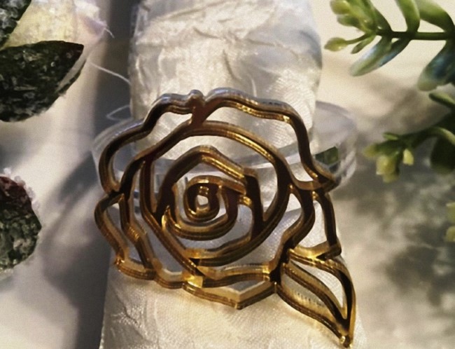 Rose napkin ring holder