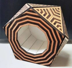 Icosahedron box