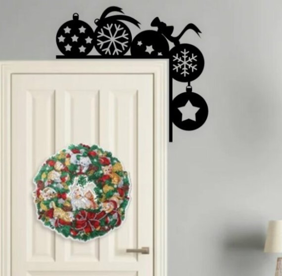 Christmas door corner