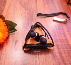 Earphone Holder