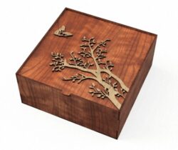 Tree jewelry box