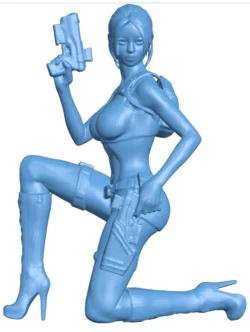 Miss Lara croft figurine