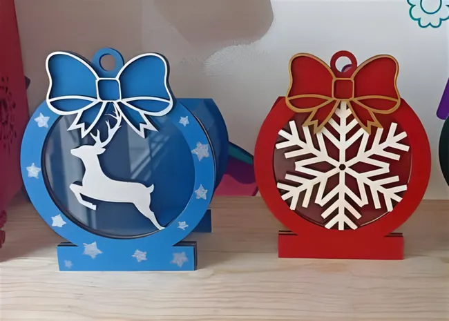 Christmas circular boxes