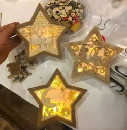 Glowing star lantern pattern