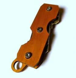 Proteus Key Holder