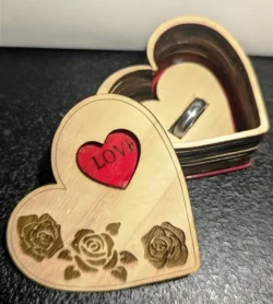 Heart ring box