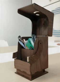 Robot pen holder