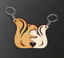 Squirrel couple keychain