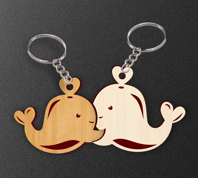 Whale couple keychain