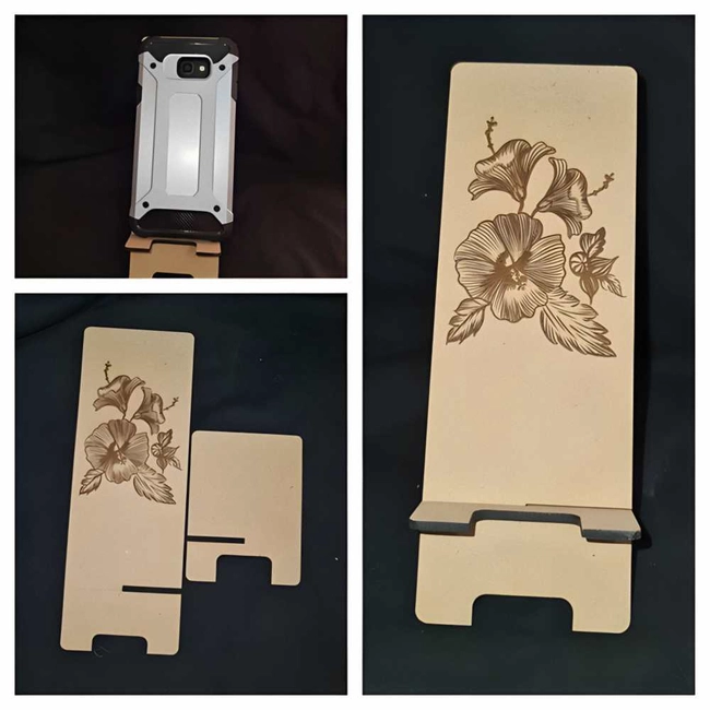 Mobile phone holder with flowers