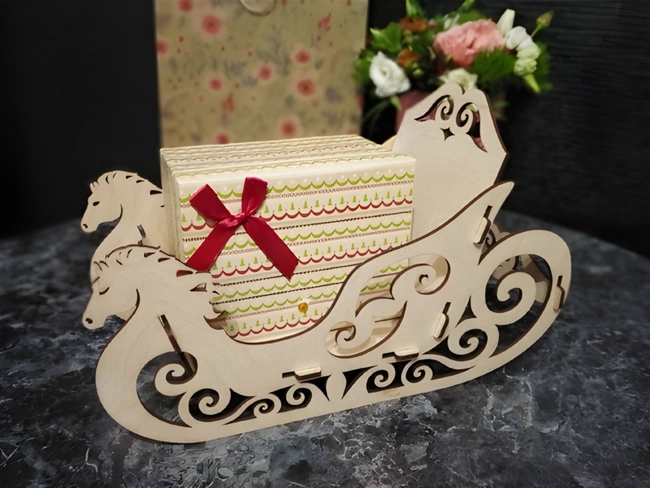 Wooden sleigh decoration