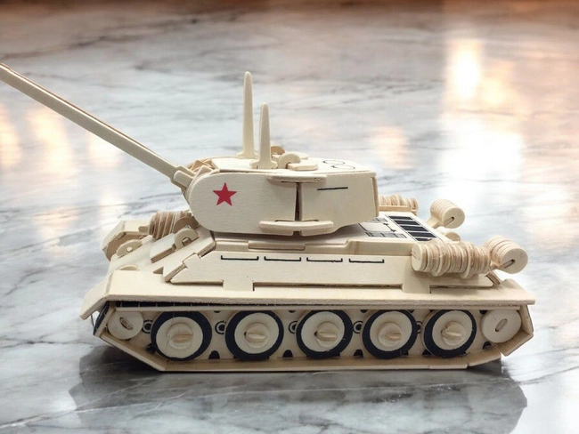 Wooden tank 3d model kit