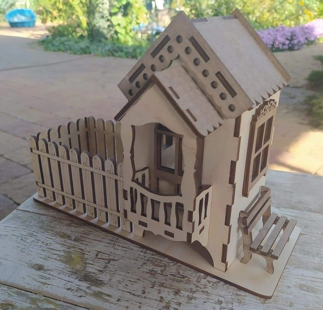 Wooden tea bag house with garden 4mm