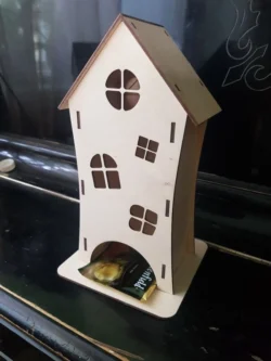 Wooden tea house for tea bags