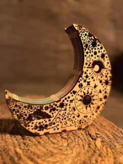 Moon candle holder